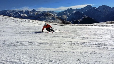 Työ ulkomailta: Ski Chalet Hosting