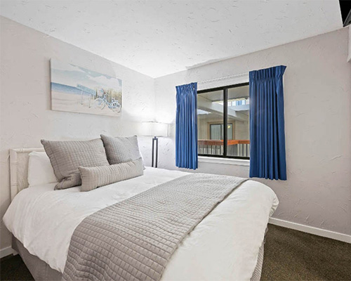 Click to enlarge Photo of Sea Crest Surf & Racquet Club