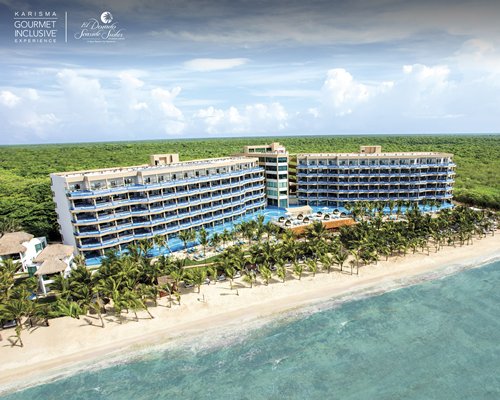 El Dorado Seaside Suites -hotelli on Gourmet Inclusive Resort, jonka Karisma
