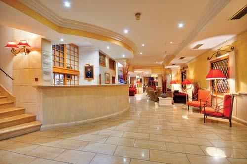 Exclusive Club -hotelli Hotel Kennedy Novessa
